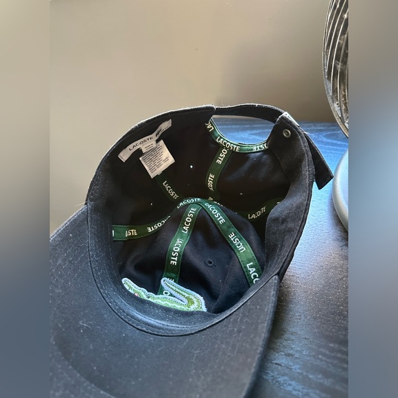 Lacoste hat - Picture 3 of 3